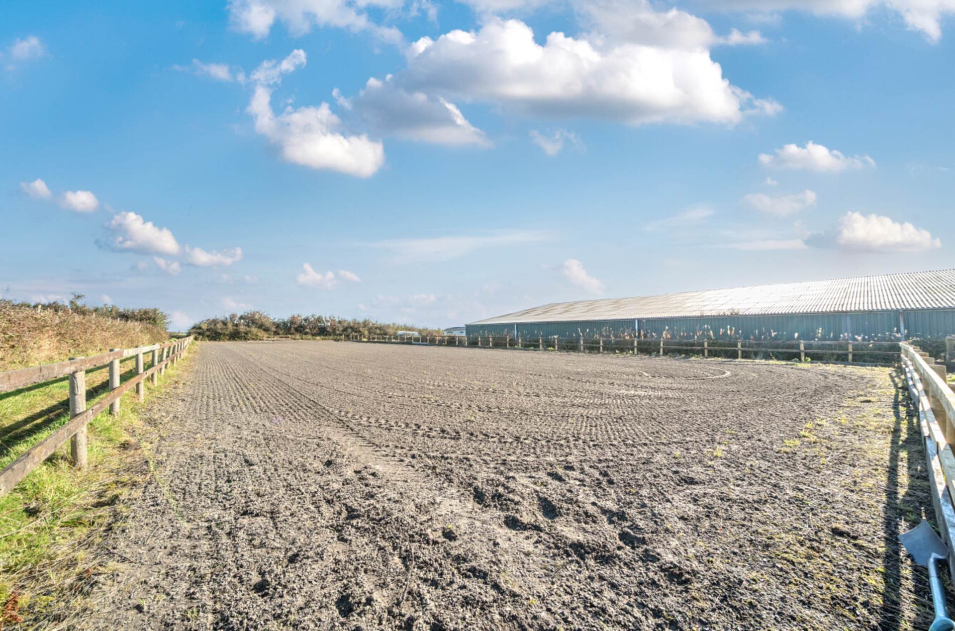 Celaeron Equestrian Centre & Caravan Site, Neuaddlwyn, Ceredigon. Image 15
