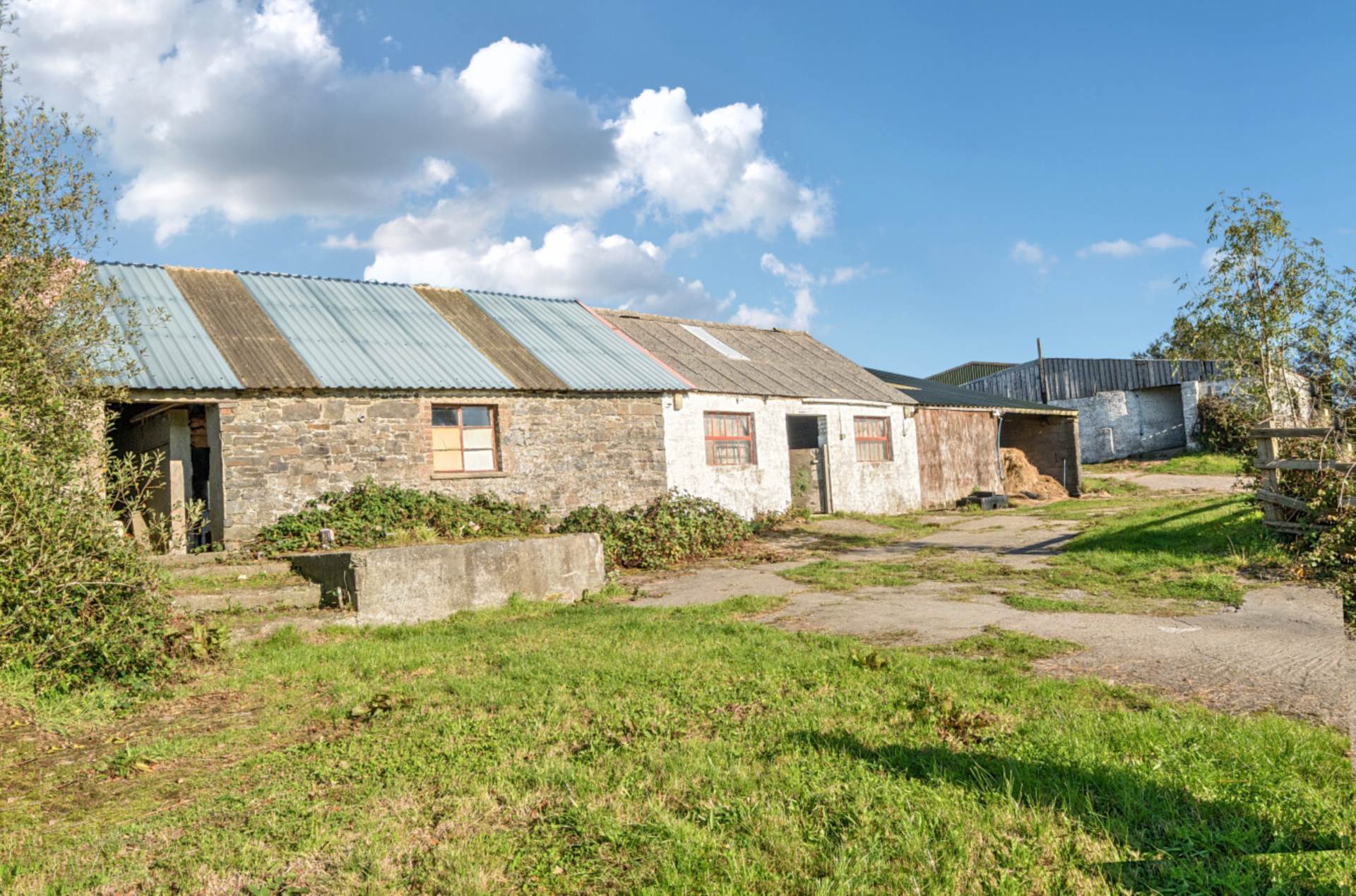 Celaeron Equestrian Centre & Caravan Site, Neuaddlwyn, Ceredigon. Image 19