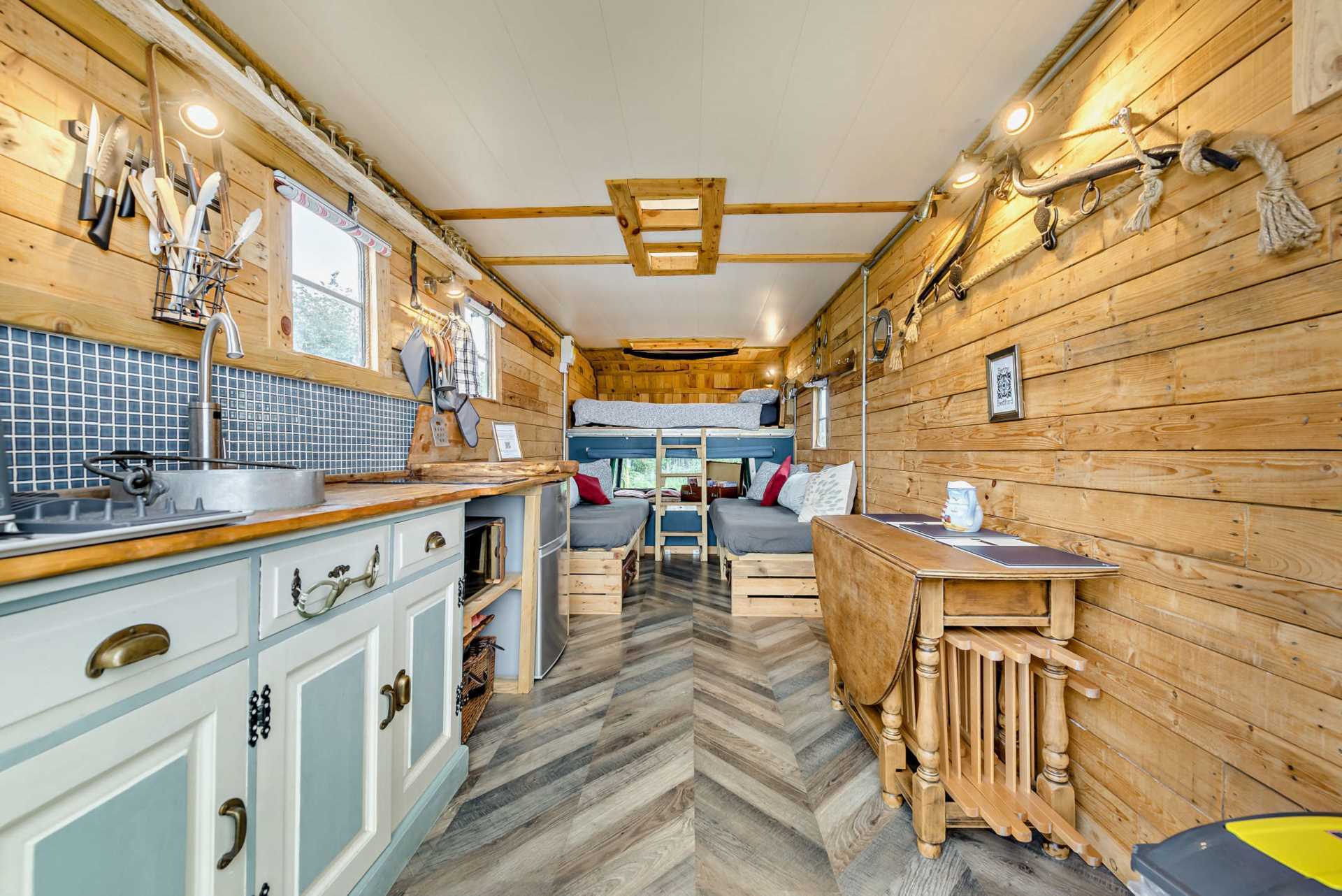 Celaeron Equestrian Centre & Caravan Site, Neuaddlwyn, Ceredigon. Image 26