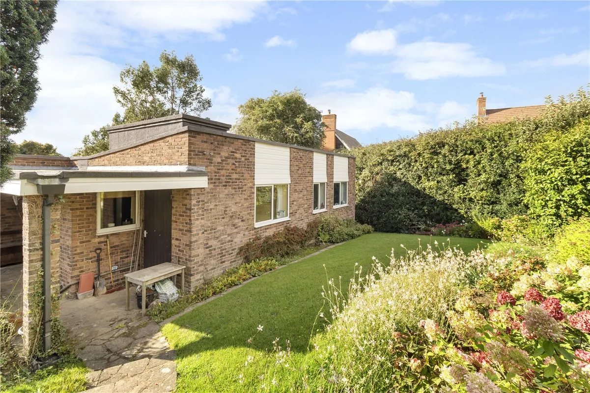High Street, Buxted, Uckfield, East Sussex, TN22