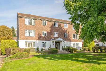 Hillcrest, Weybridge, KT13
