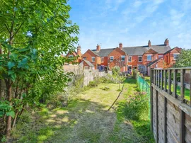 Stone Road, Uttoxeter thumb 2