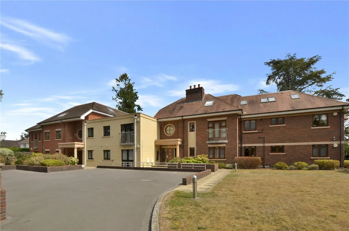 Golf Links Road, Ferndown, Dorset, BH22