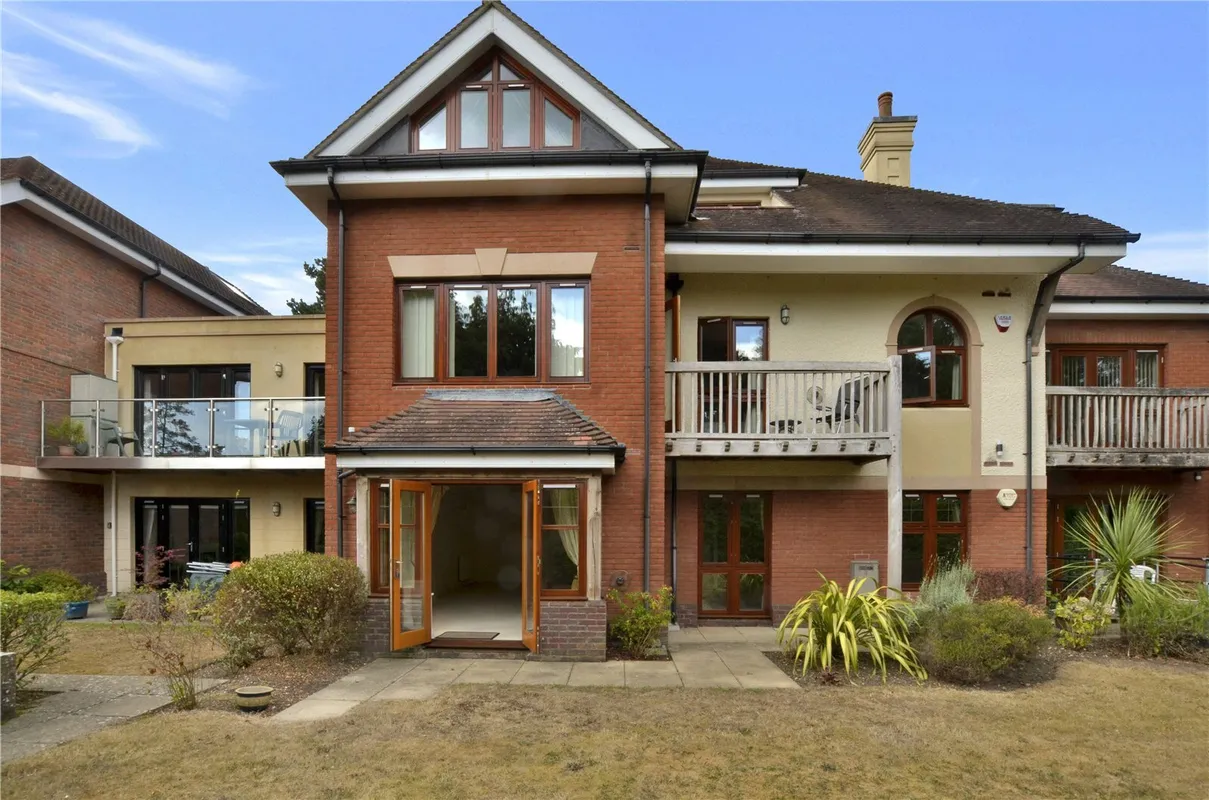 Golf Links Road, Ferndown, Dorset, BH22