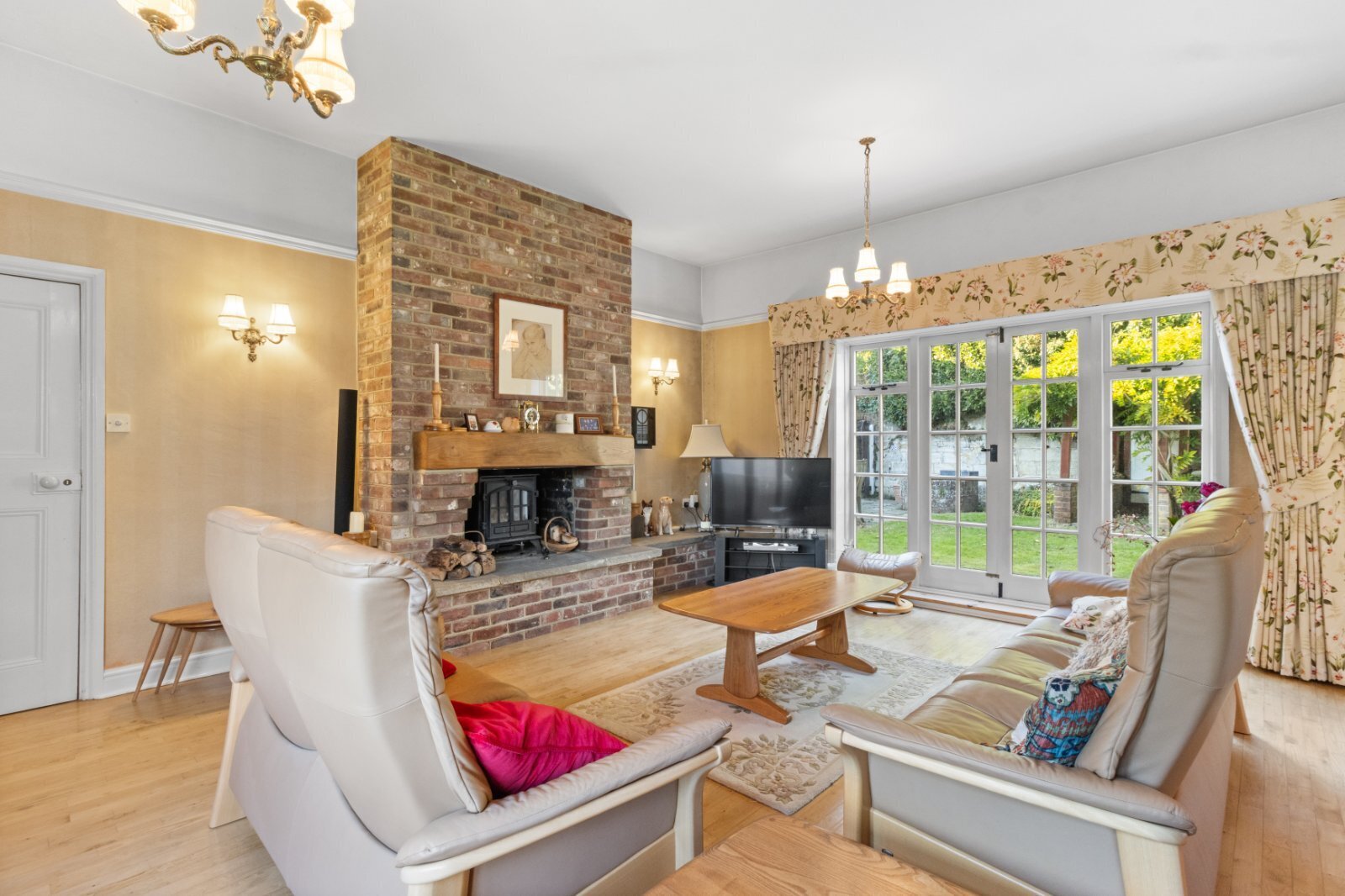 Coopers Green, Uckfield, East Sussex, TN22 Image 3