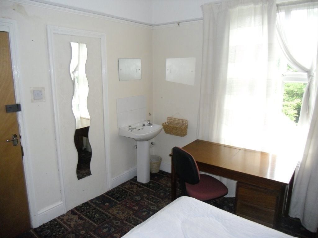 5 Bournbrook Road, B29 7BL Image 5