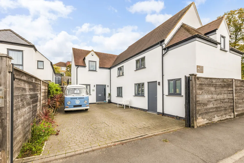Kenton Lane, Harrow, HA3