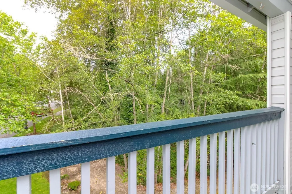 33020 10th Ave SW, Federal Way, WA 98023