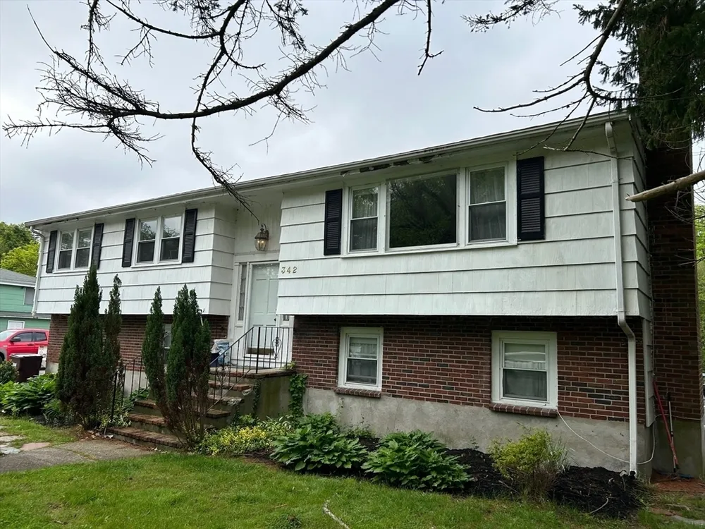 342 Needham St, Dedham, MA 02026
