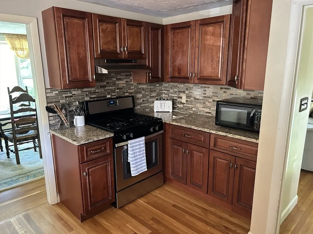 342 Needham St, Dedham, MA 02026