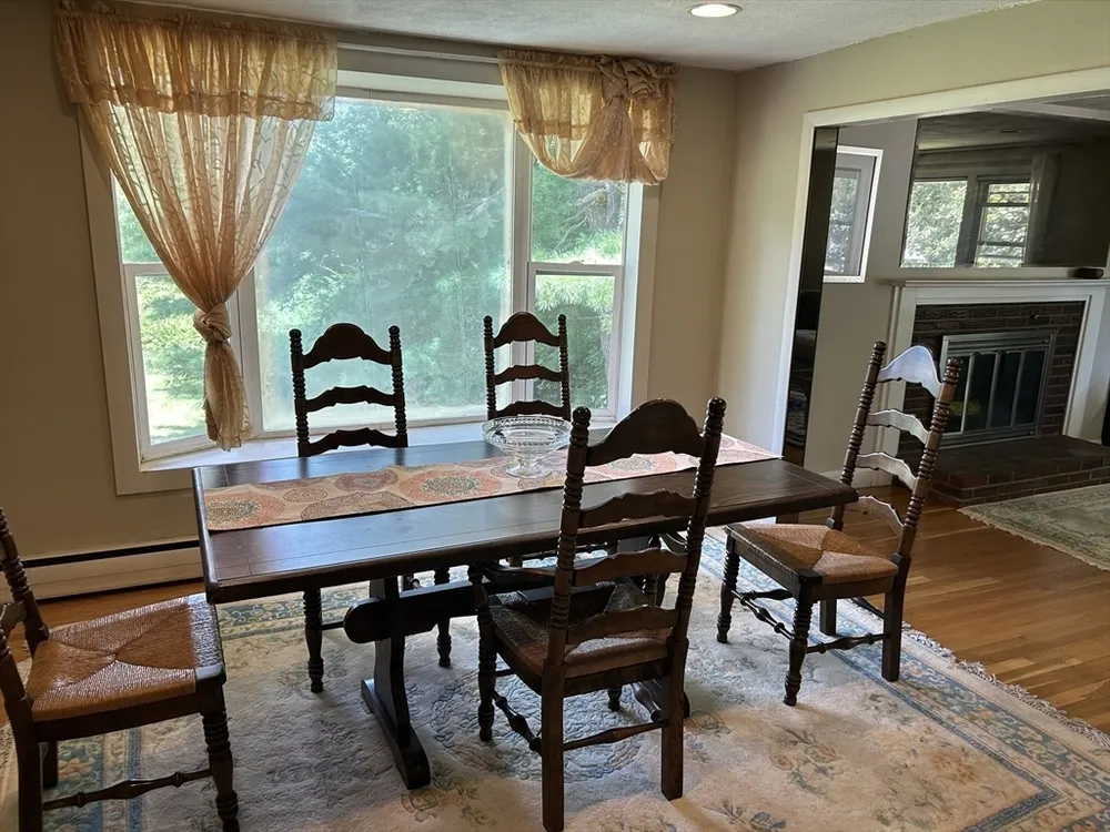 342 Needham St, Dedham, MA 02026