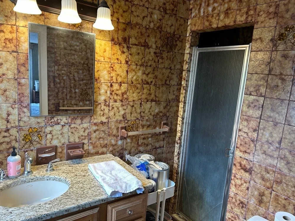 342 Needham St, Dedham, MA 02026
