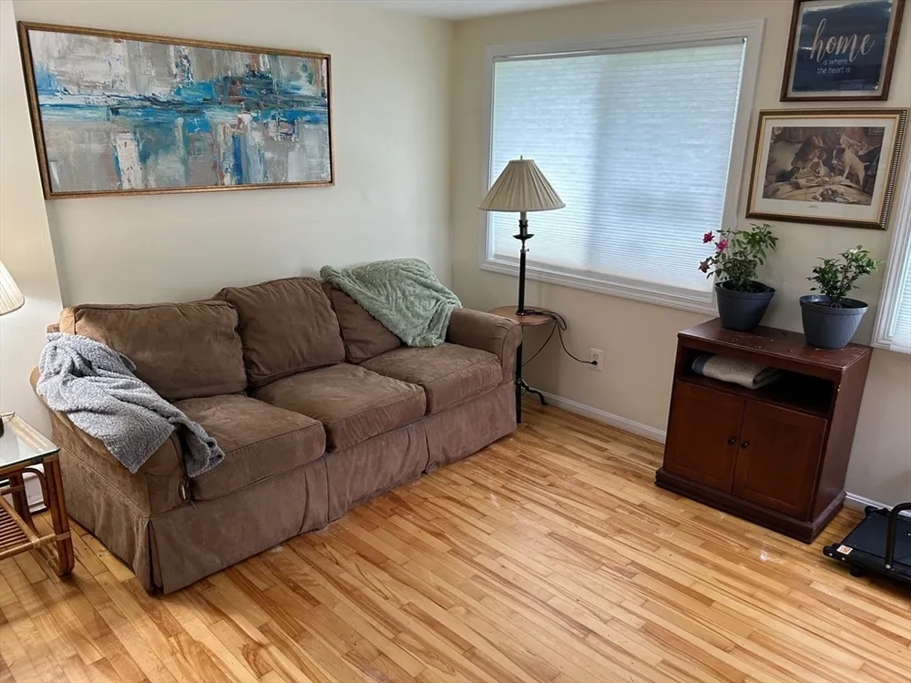 342 Needham St, Dedham, MA 02026