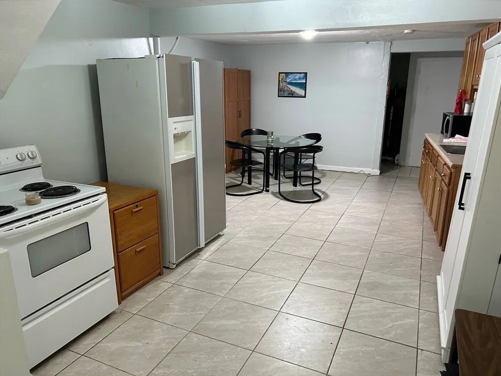 342 Needham St, Dedham, MA 02026