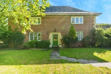 Burnhams Field, Weston Turville, Aylesbury