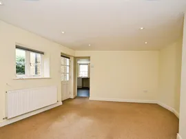 Langley Road, Chippenham thumb 3