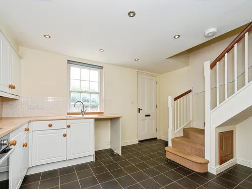 Langley Road, Chippenhamphoto