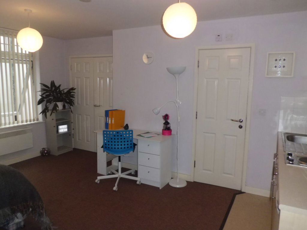 F4 Bournbrook House, B29 6BD Image 2