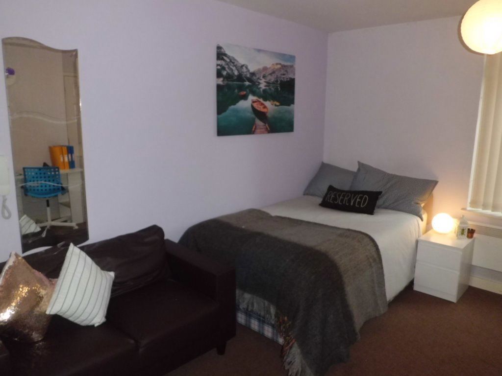 F4 Bournbrook House, B29 6BD Image 4