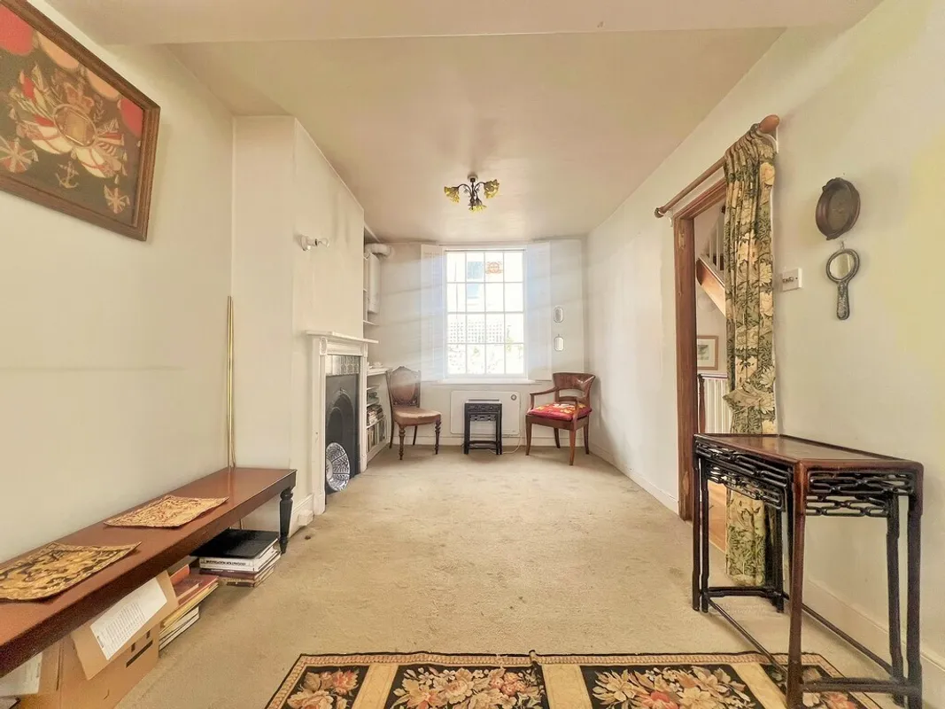 Queens Gardens, Brighton, BN1 4AR