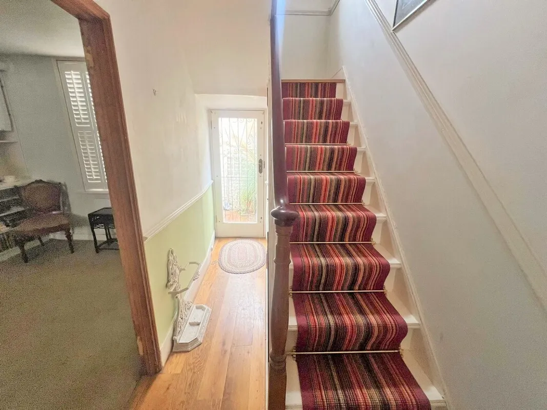 Queens Gardens, Brighton, BN1 4AR