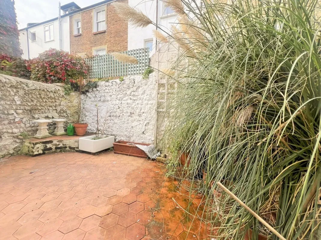 Queens Gardens, Brighton, BN1 4AR