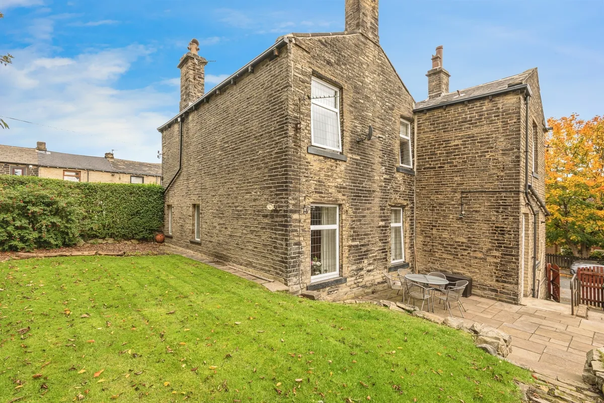 Holroyd Hill, Bradford