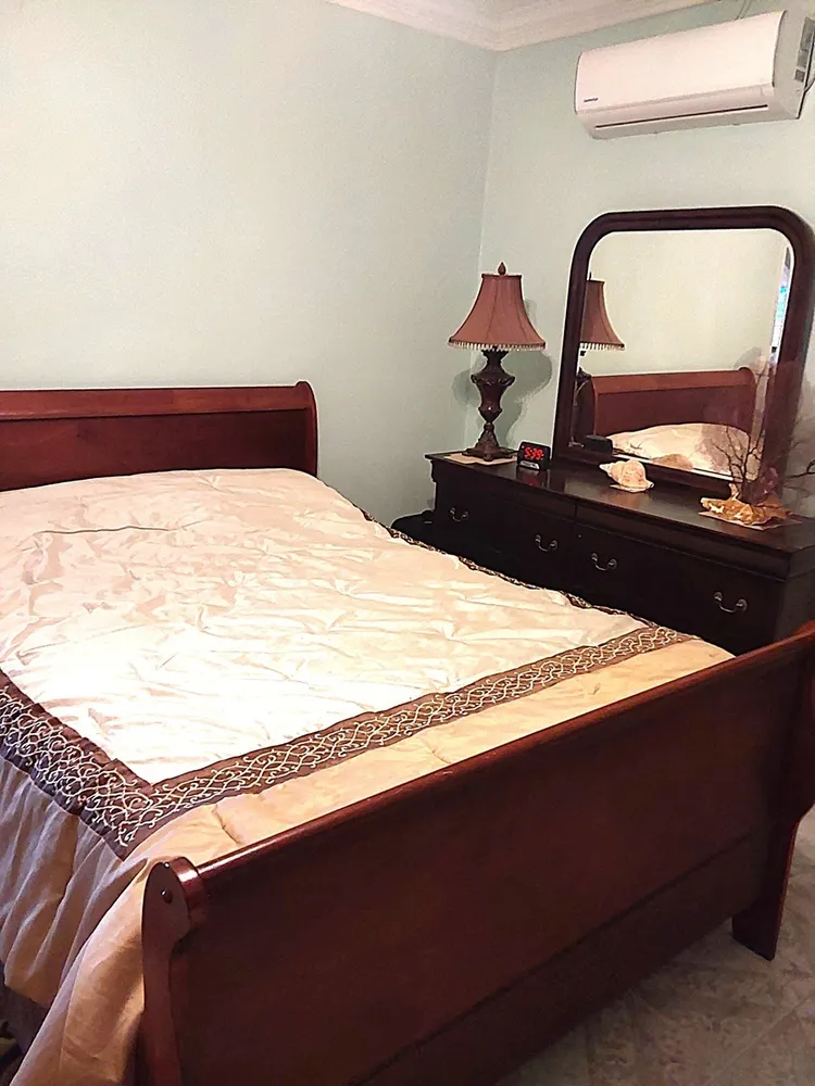 4bd/2ba house with an additional 10,000 sq ft. lot located in Scrub Hill, Long Island, Bahamas Long Island