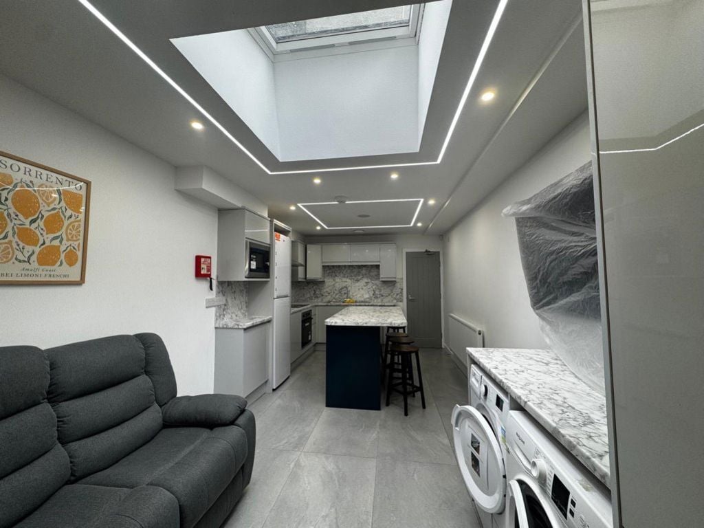 42 George Road, B29 6AH Image 2