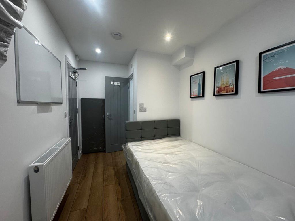 42 George Road, B29 6AH Image 4