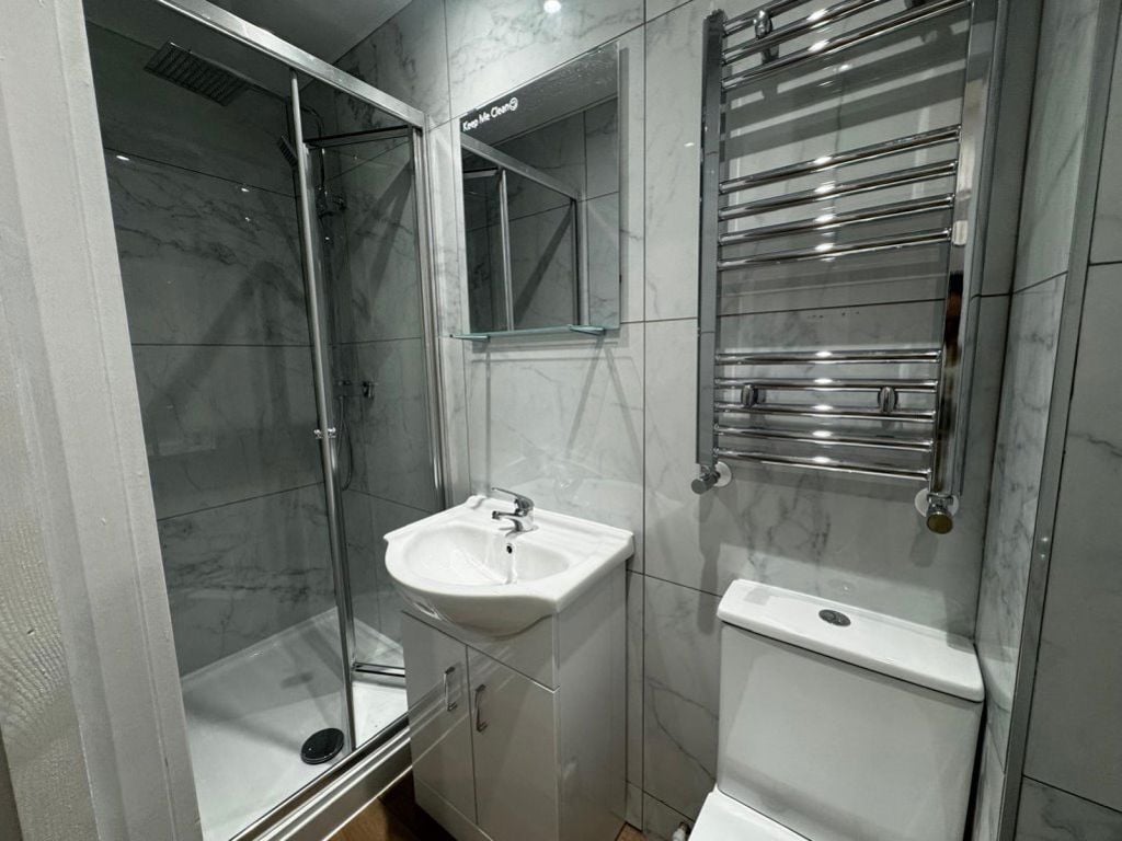 42 George Road, B29 6AH Image 5