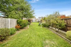 Upminster Road North, Rainham