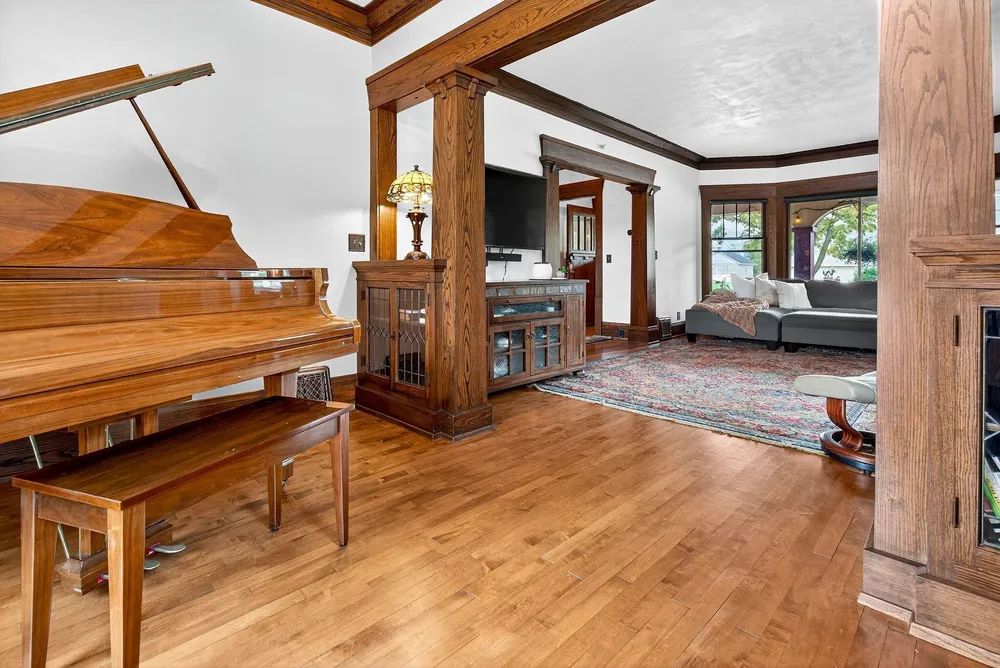 228 N Union St, Appleton, WI 54911