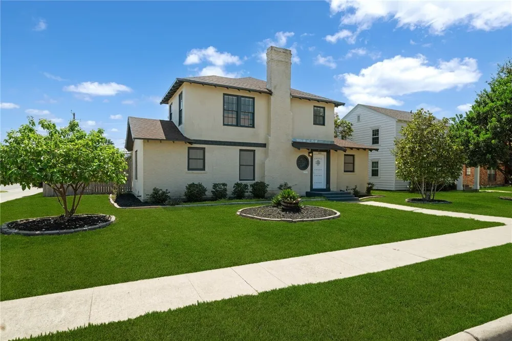 501 Del Mar Blvd, Corpus Christi, TX 78404