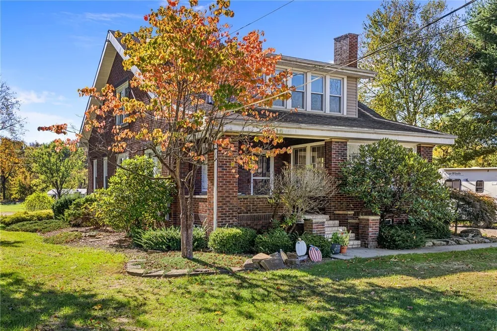 3475 Darlington Rd, Darlington, PA 16115