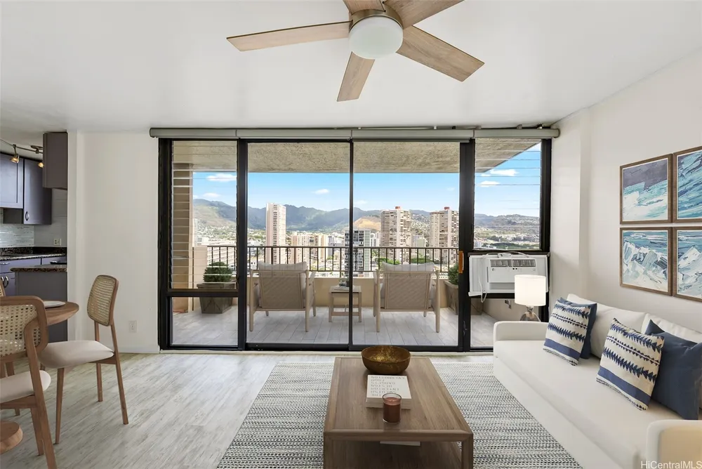 2121 Ala Wai Blvd, Honolulu, HI 96815