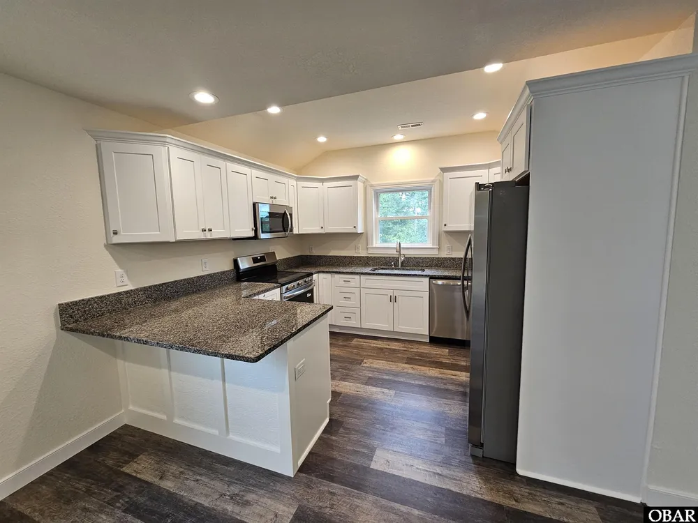438 Colington Dr, Kill Devil Hills, NC 27948