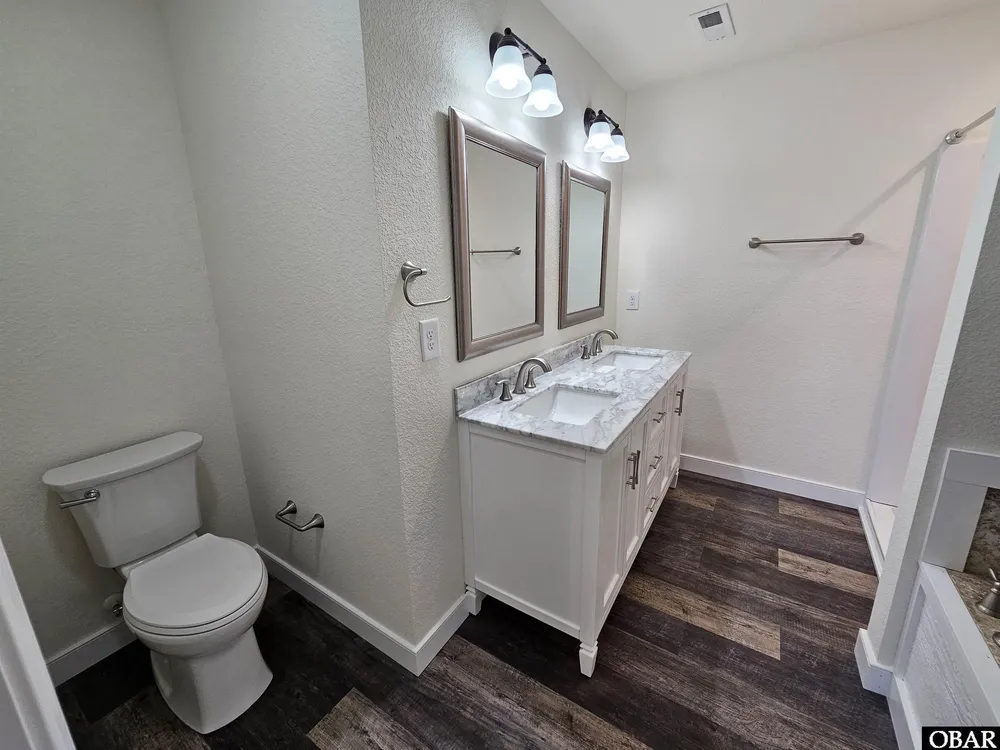438 Colington Dr, Kill Devil Hills, NC 27948
