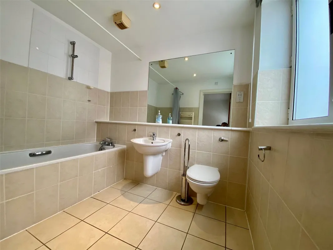 Golden Lion Court, 100 Redcliffe Street, Bristol, BS1