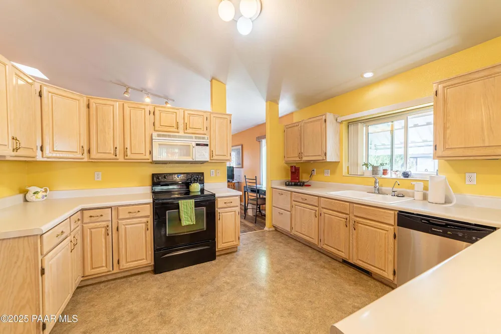 1883 Boardwalk Ave, Prescott, AZ 86301