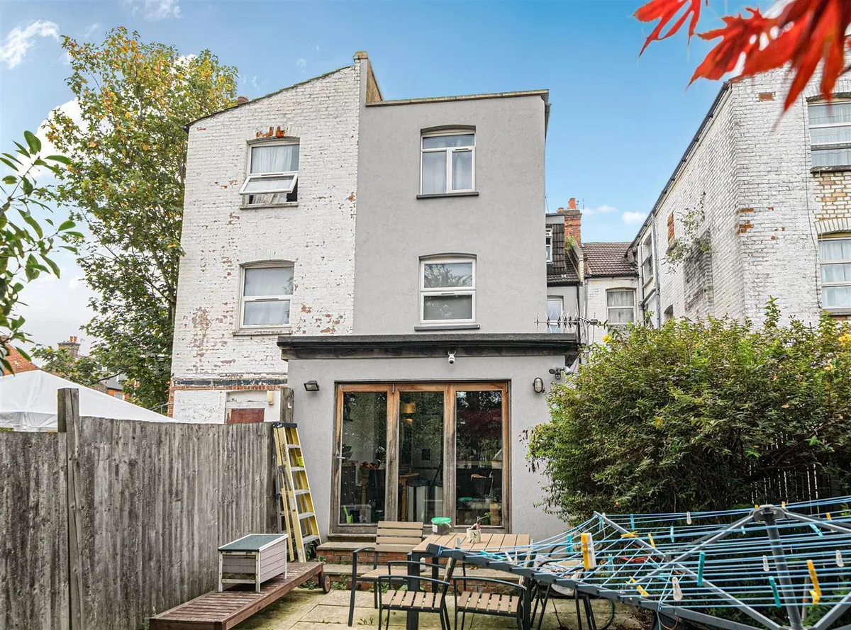 Crownhill Road, London NW10