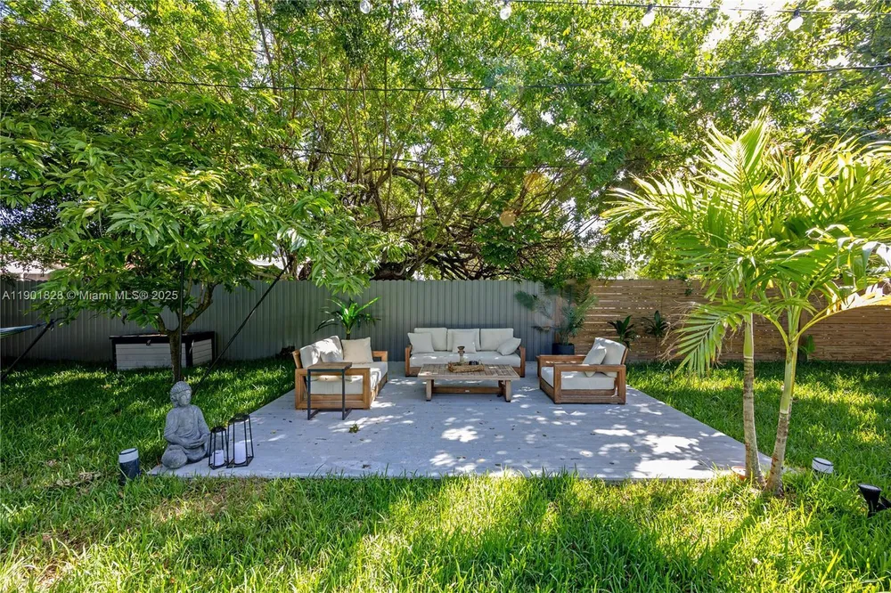 11 NW 45th St, Miami, FL 33127
