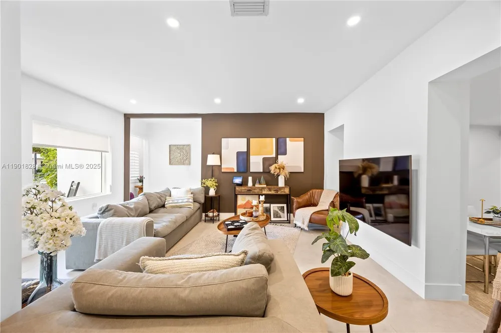 11 NW 45th St, Miami, FL 33127