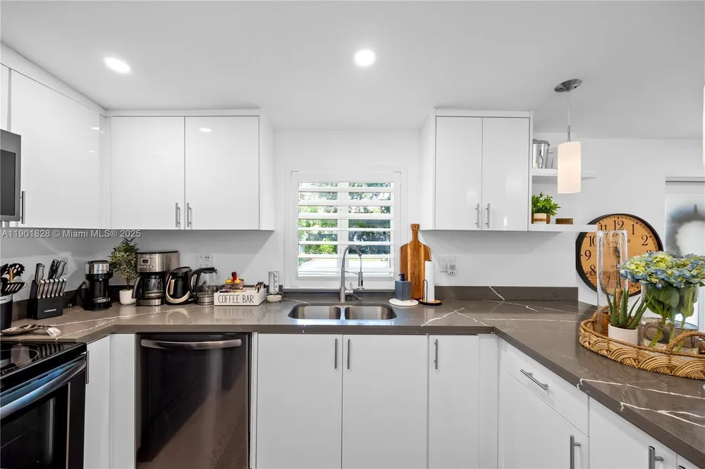 11 NW 45th St, Miami, FL 33127