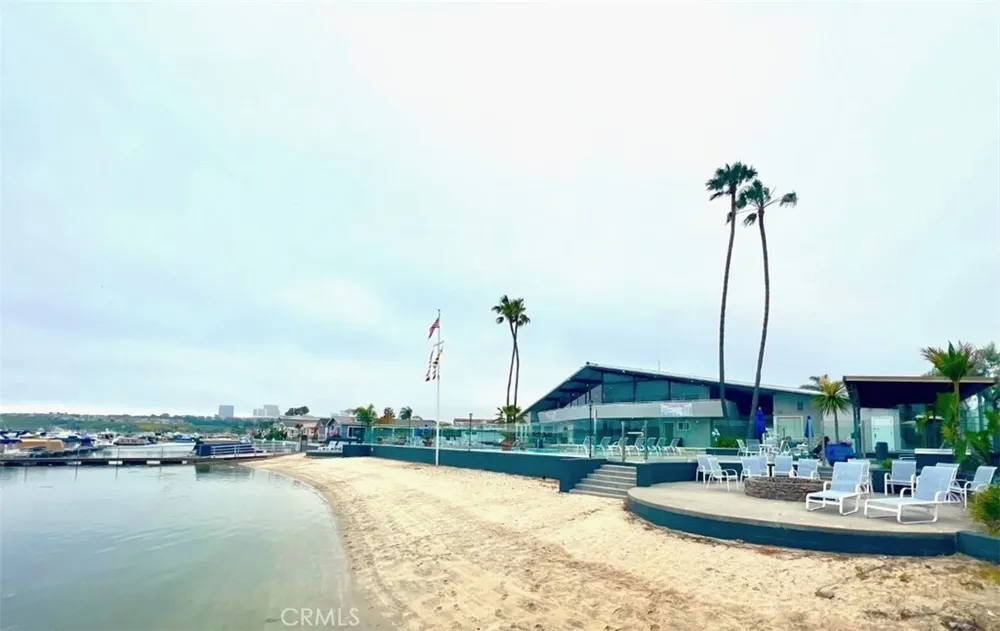 259 Mayflower Dr, Newport Beach, CA 92660