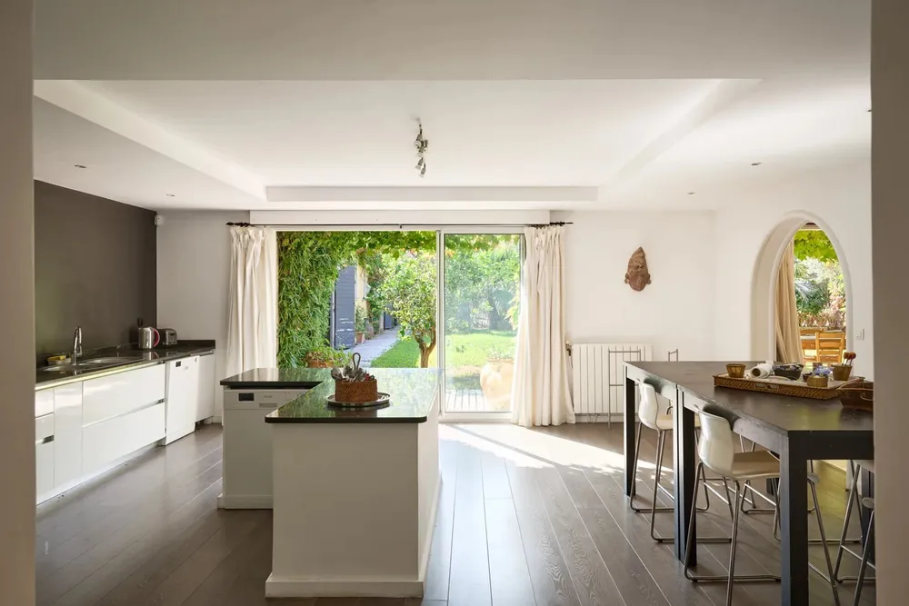 Bormes-les-Mimosas, 83230, France