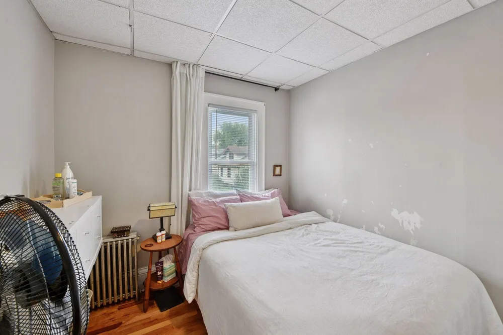 14 W 47th St, Minneapolis, MN 55419