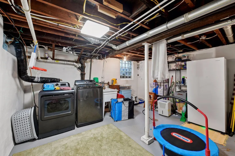 14 W 47th St, Minneapolis, MN 55419