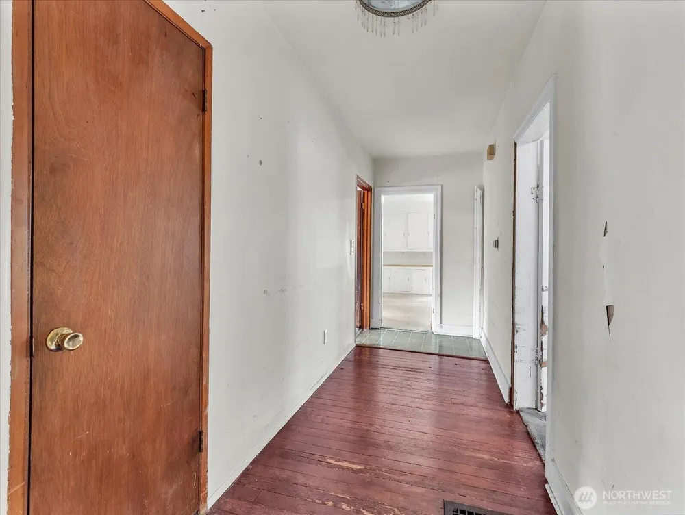 203 23rd Ave, Seattle, WA 98122