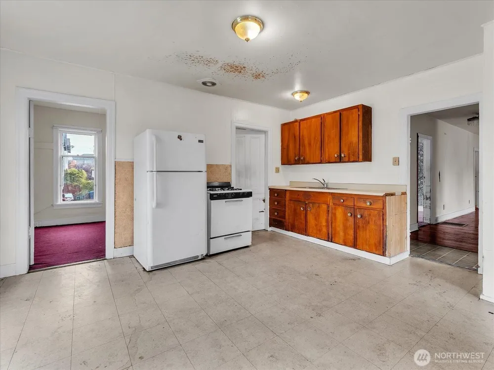 203 23rd Ave, Seattle, WA 98122
